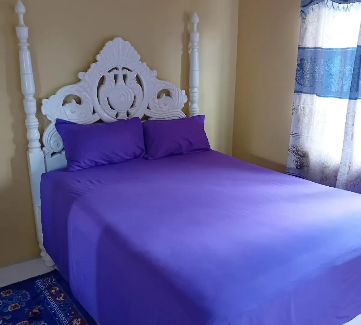Cherry'S Homestay Whitehouse
